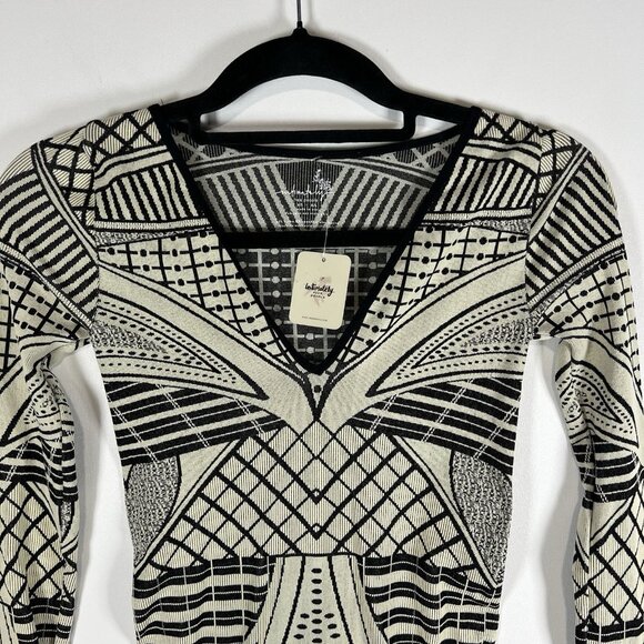 NWT Intimately Free People Mini Dress Size M/L Cream Black Print Stretch Boho - Picture 2 of 8